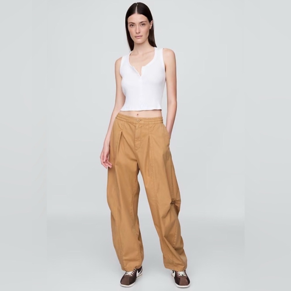 NWT! GAP Mojave Tan Mid Rise Twill Barrel Pants - Size XL 🩷